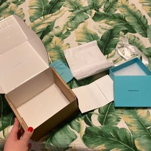 Tiffany gifting set